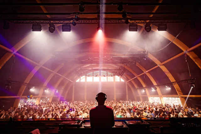 Artist Profile: Dekmantel Soundsystem