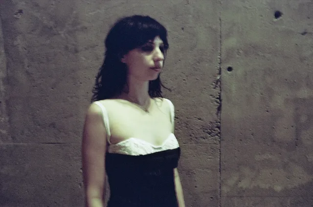 Album Review: Stella Rose - Hollybaby (KRO Records)