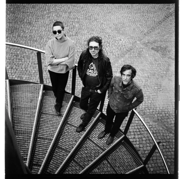 Album Review: A Place to Bury Strangers - Rare & Deadly (Dedstrange)